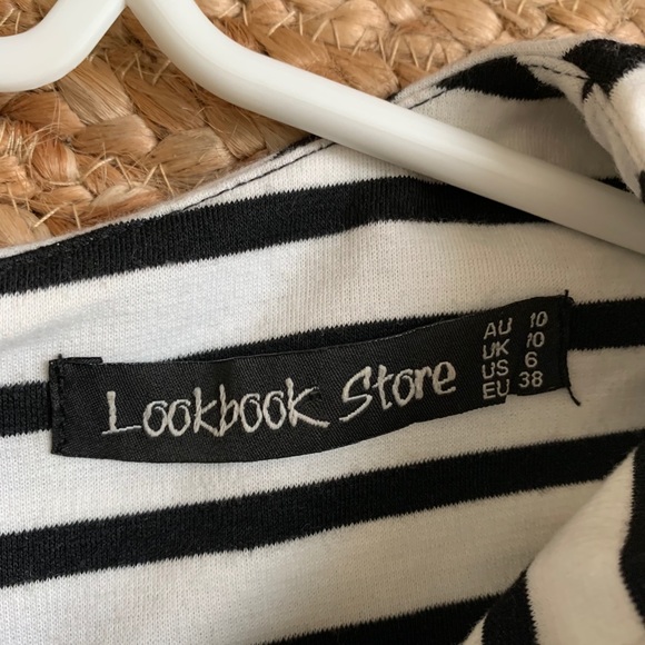 Black and White Striped Cutout Bodycon Dress - Picture 4 of 4